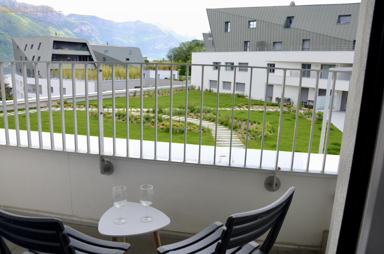 View Point Lake And Mountains Annecy Extérieur photo